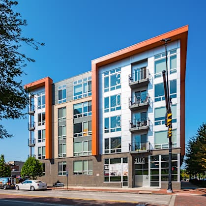 Downtown Columbus Apartments | 303 Front Street